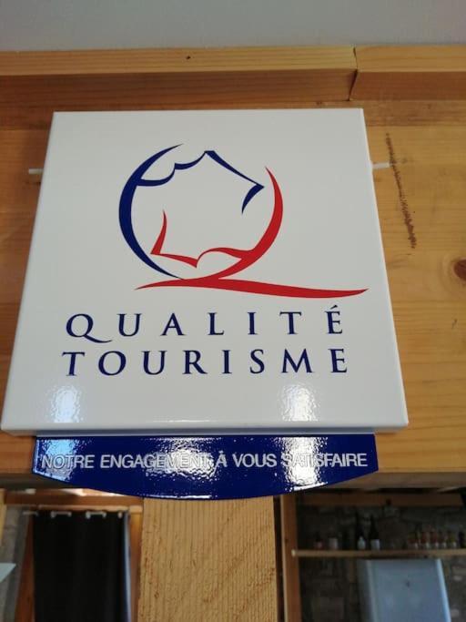 Le Soleil D Eugenie Appartement Dans Residence Avec Piscine Commune Pres De Carcassonne Olonzac المظهر الخارجي الصورة