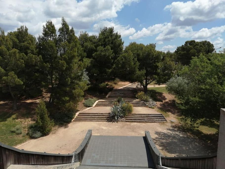 Le Soleil D Eugenie Appartement Dans Residence Avec Piscine Commune Pres De Carcassonne Olonzac المظهر الخارجي الصورة