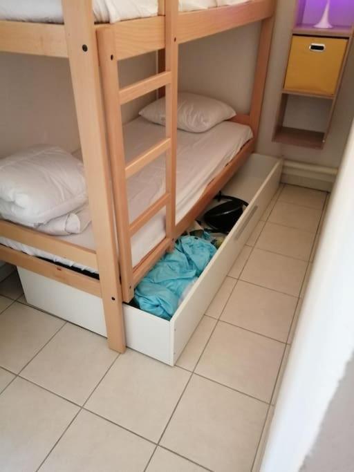 Le Soleil D Eugenie Appartement Dans Residence Avec Piscine Commune Pres De Carcassonne Olonzac المظهر الخارجي الصورة